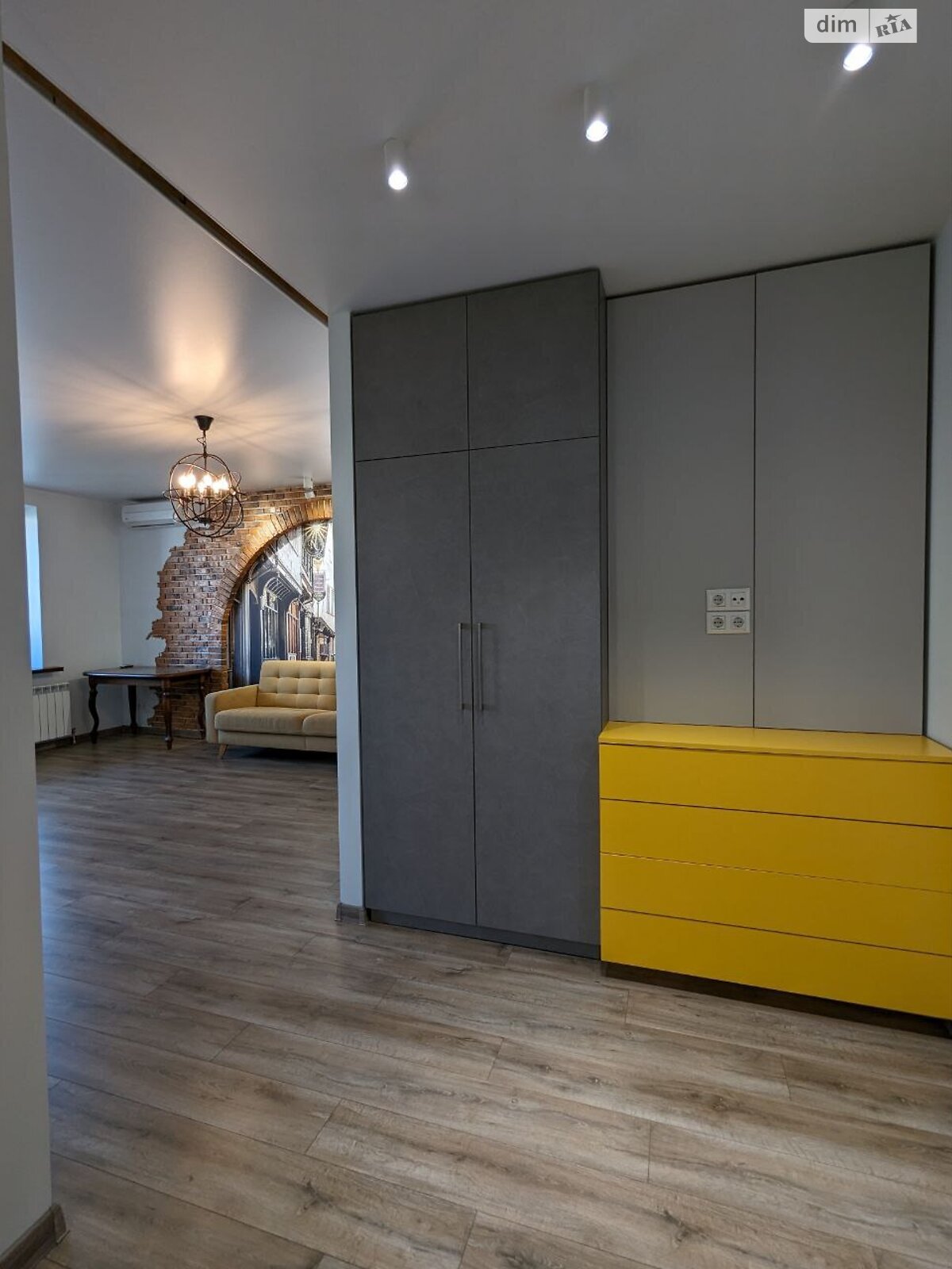 однокомнатная квартира в Киеве, район Дарницкий, на ул. Урловская 10А в аренду на долгий срок помесячно фото 1