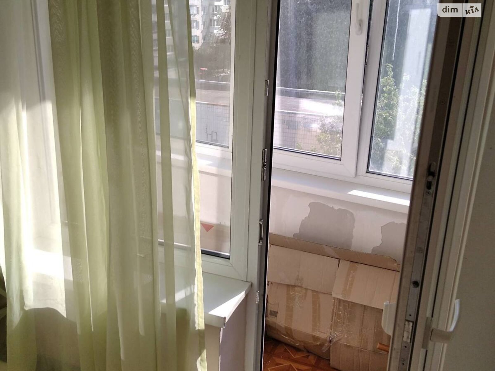 однокімнатна квартира в Києві, район Позняки, на вул. Здолбунівська 5 в довготривалу оренду помісячно фото 1 однокімнатна квартира в Києві, район Позняки, на вул. Здолбунівська 5 в довготривалу оренду помісячно фото 1