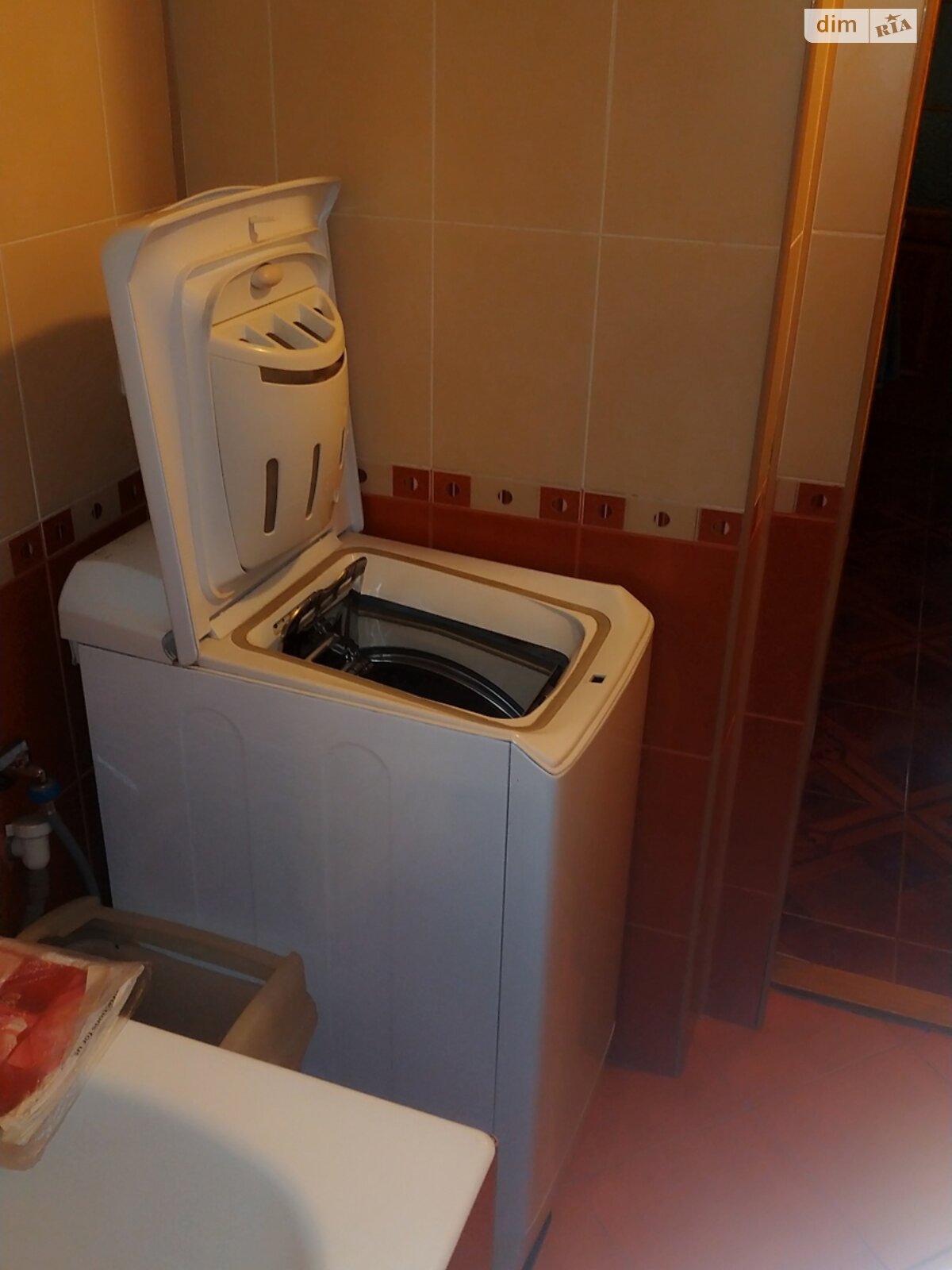 однокімнатна квартира в Києві, район Позняки, на вул. Здолбунівська 9Б в довготривалу оренду помісячно фото 1 однокімнатна квартира в Києві, район Позняки, на вул. Здолбунівська 9Б в довготривалу оренду помісячно фото 1
