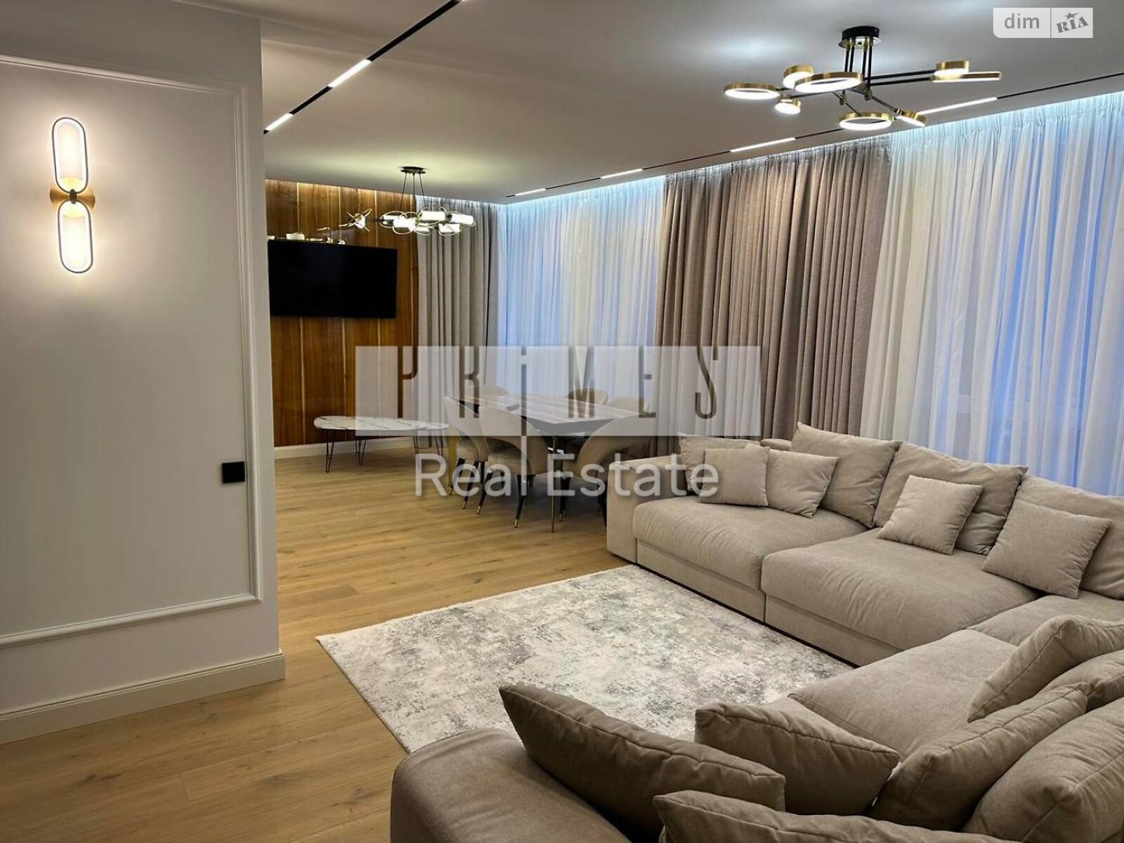 четырехкомнатная квартира в Киеве, на ул. Предславинская 3 в аренду на долгий срок помесячно фото 1