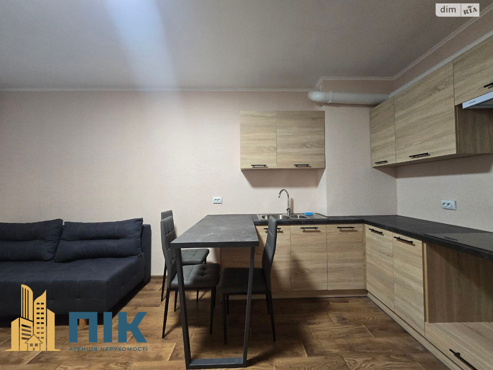 однокомнатная квартира в Киеве, район Приорка, на ул. Коноплянская 22А в аренду на долгий срок помесячно фото 1 однокомнатная квартира в Киеве, район Приорка, на ул. Коноплянская 22А в аренду на долгий срок помесячно фото 1