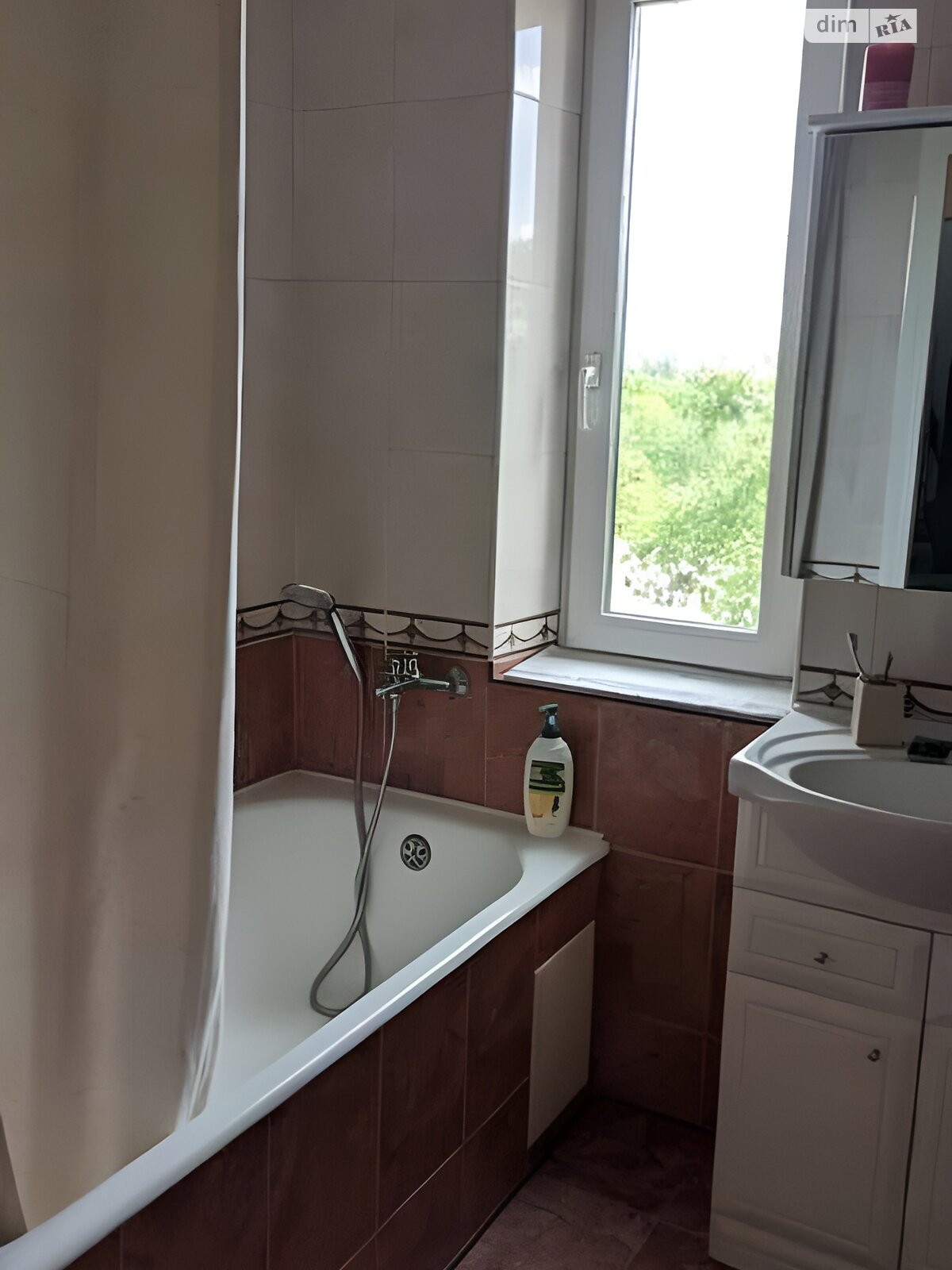 однокімнатна квартира в Києві, район Проспект Науки, на просп. Науки в довготривалу оренду помісячно фото 1 однокімнатна квартира в Києві, район Проспект Науки, на просп. Науки в довготривалу оренду помісячно фото 1