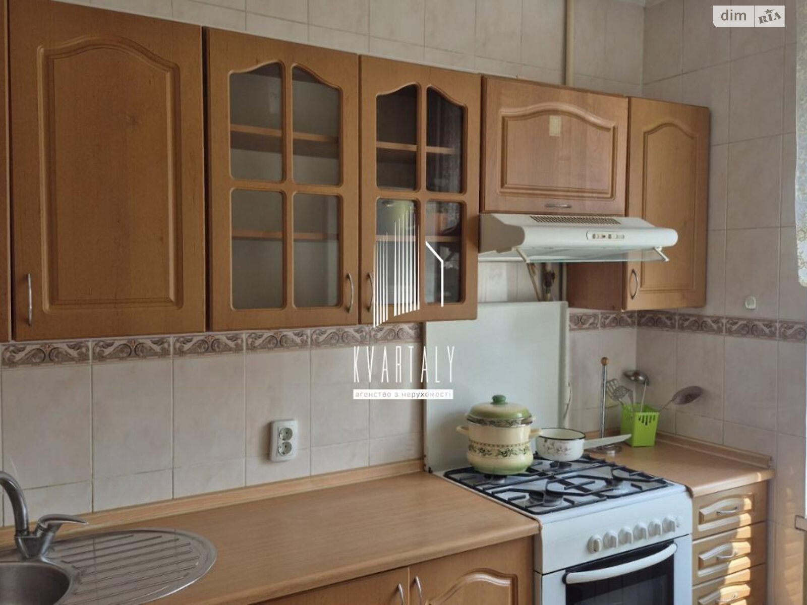 однокімнатна квартира в Києві, район Райдужний Масив, на вул. Райдужна 2Б в довготривалу оренду помісячно фото 1 однокімнатна квартира в Києві, район Райдужний Масив, на вул. Райдужна 2Б в довготривалу оренду помісячно фото 1