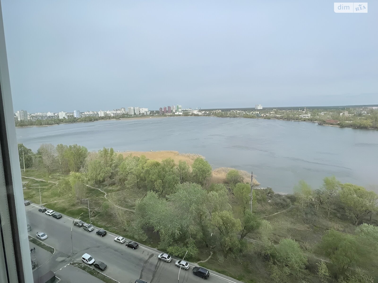 однокомнатная квартира в Киеве, на ул. Ревуцкого 54 в аренду на долгий срок помесячно фото 1 однокомнатная квартира в Киеве, на ул. Ревуцкого 54 в аренду на долгий срок помесячно фото 1