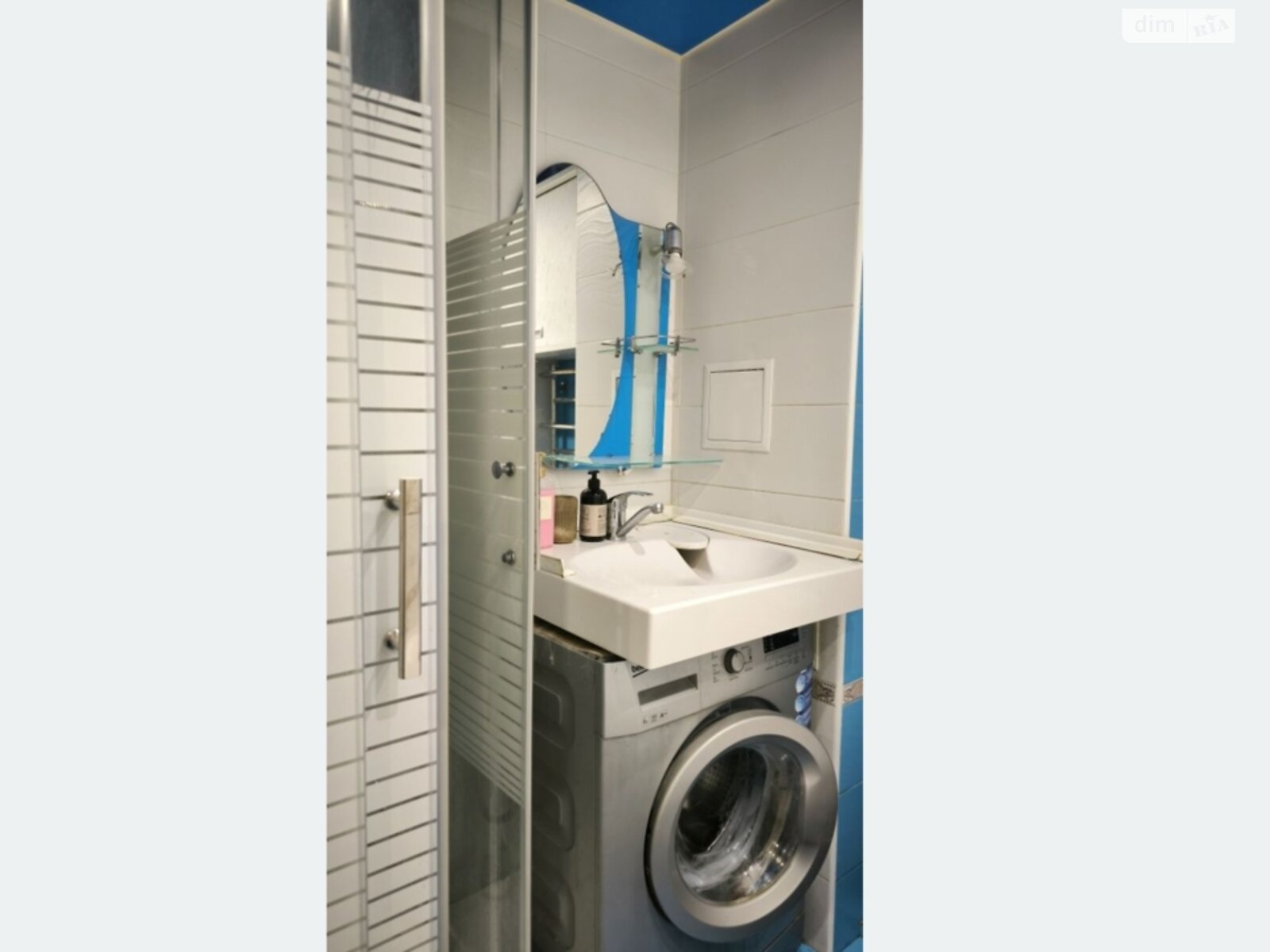 трехкомнатная квартира в Киеве, район Русановка, на ул. Энтузиастов 29/2 в аренду на долгий срок помесячно фото 1