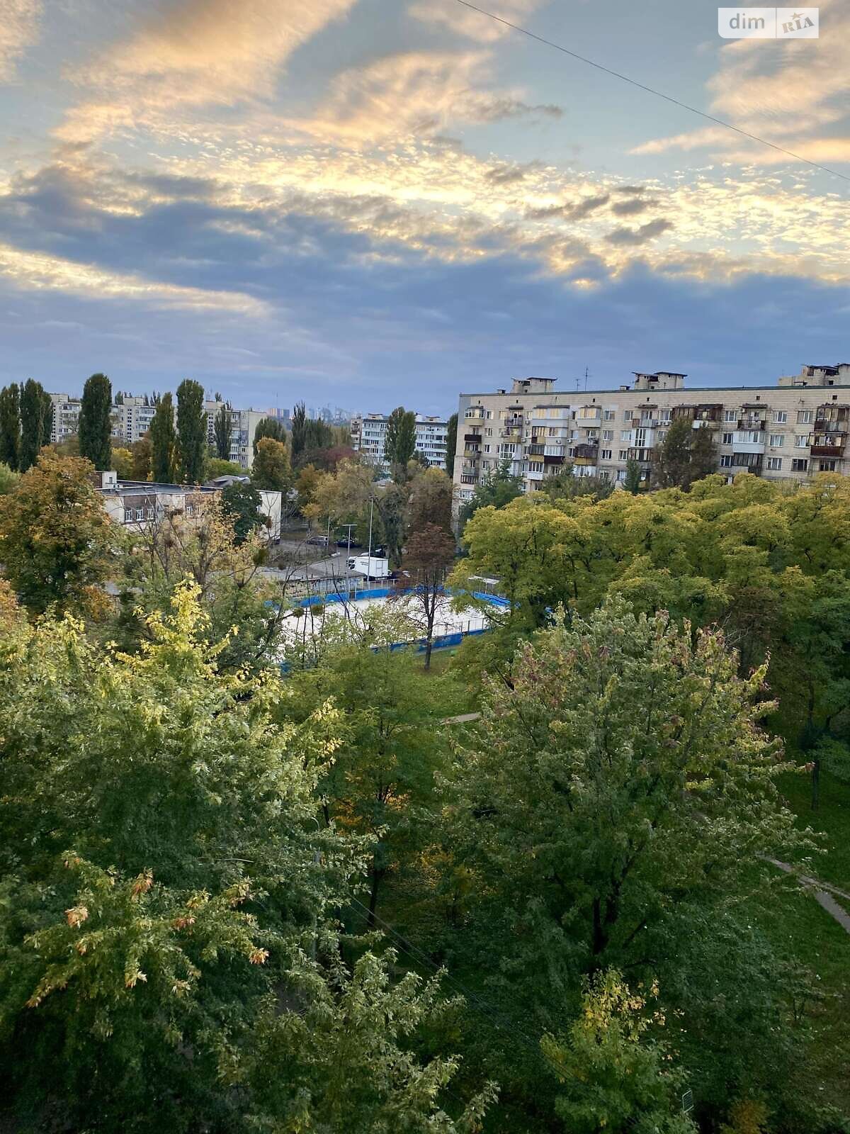 трехкомнатная квартира в Киеве, район Русановка, на бул. Игоря Шамо 19/1 в аренду на долгий срок помесячно фото 1 трехкомнатная квартира в Киеве, район Русановка, на бул. Игоря Шамо 19/1 в аренду на долгий срок помесячно фото 1