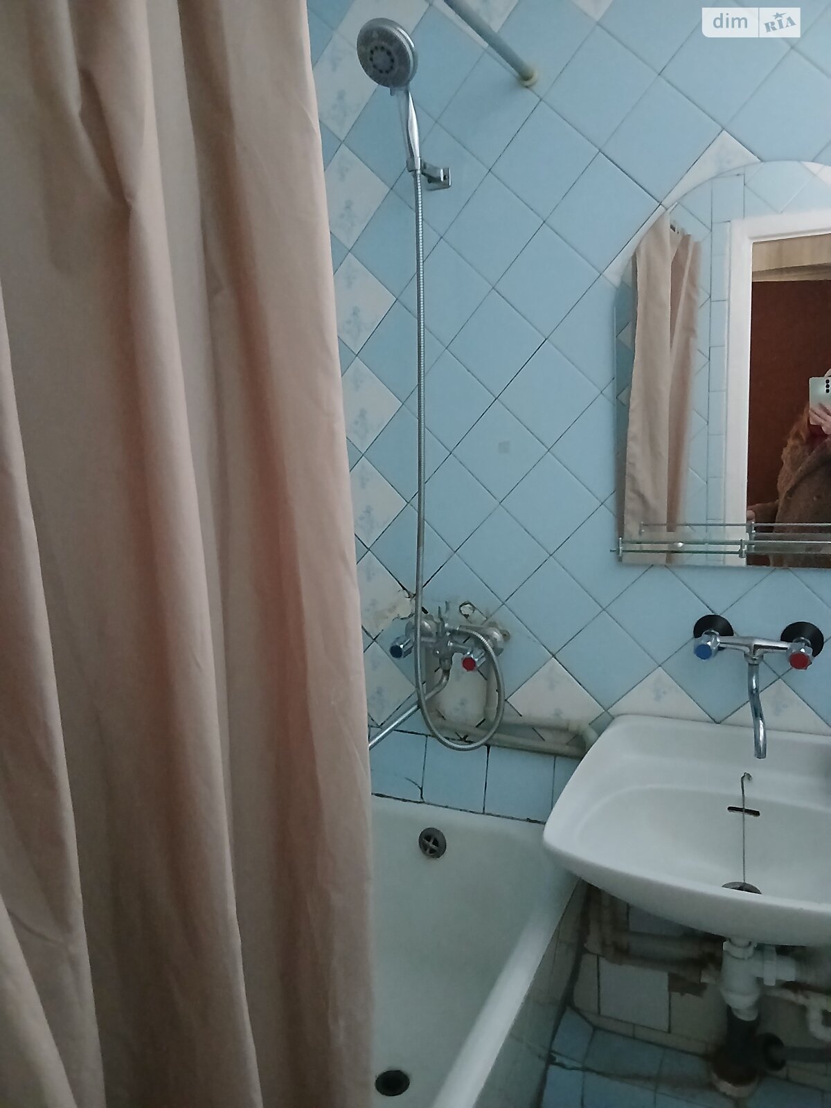 однокомнатная квартира в Киеве, район Русановка, на бул. Игоря Шамо 7 в аренду на долгий срок помесячно фото 1