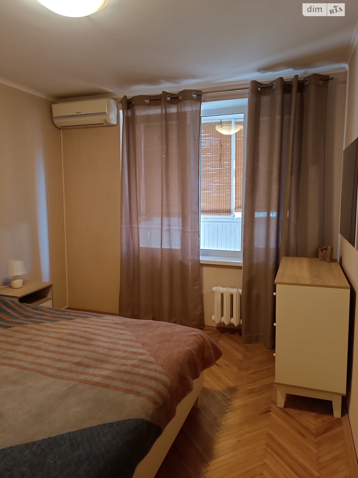 двокімнатна квартира в Києві, район Русанівка, на наб. Русанівська 6 в довготривалу оренду помісячно фото 1