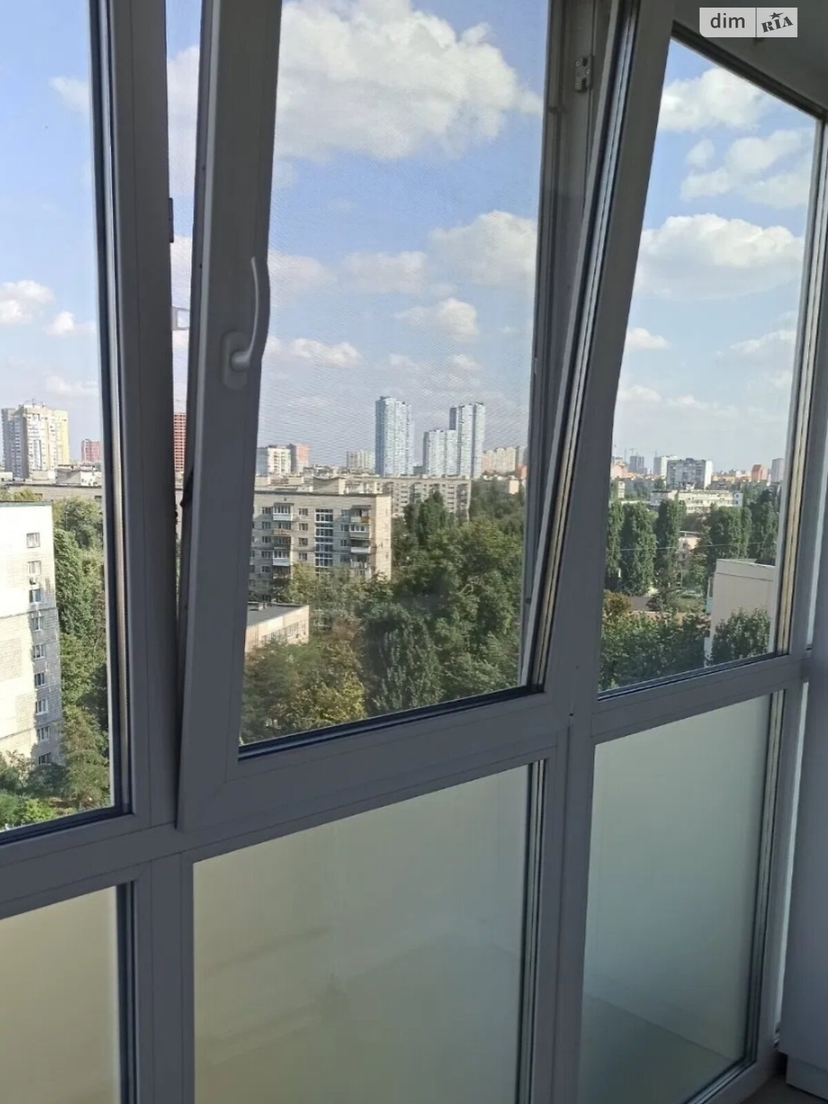 двухкомнатная квартира в Киеве, на наб. Русановская 20 в аренду на долгий срок помесячно фото 1 двухкомнатная квартира в Киеве, на наб. Русановская 20 в аренду на долгий срок помесячно фото 1