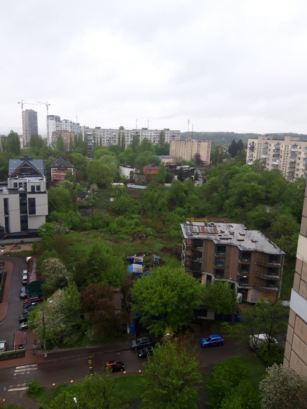 однокомнатная квартира в Киеве, район Саперная Слободка, на ул. Большая Китаевская 10А в аренду на долгий срок помесячно фото 1 однокомнатная квартира в Киеве, район Саперная Слободка, на ул. Большая Китаевская 10А в аренду на долгий срок помесячно фото 1