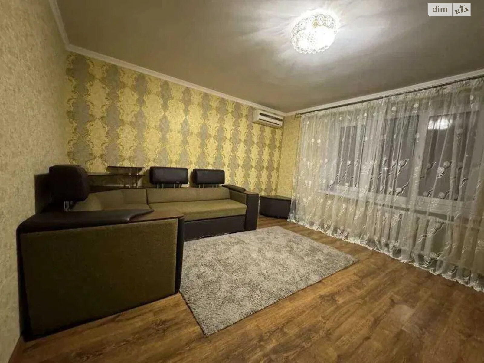 двокімнатна квартира в Києві, район Саперна Слобідка, на просп. Науки 18 в довготривалу оренду помісячно фото 1 двокімнатна квартира в Києві, район Саперна Слобідка, на просп. Науки 18 в довготривалу оренду помісячно фото 1