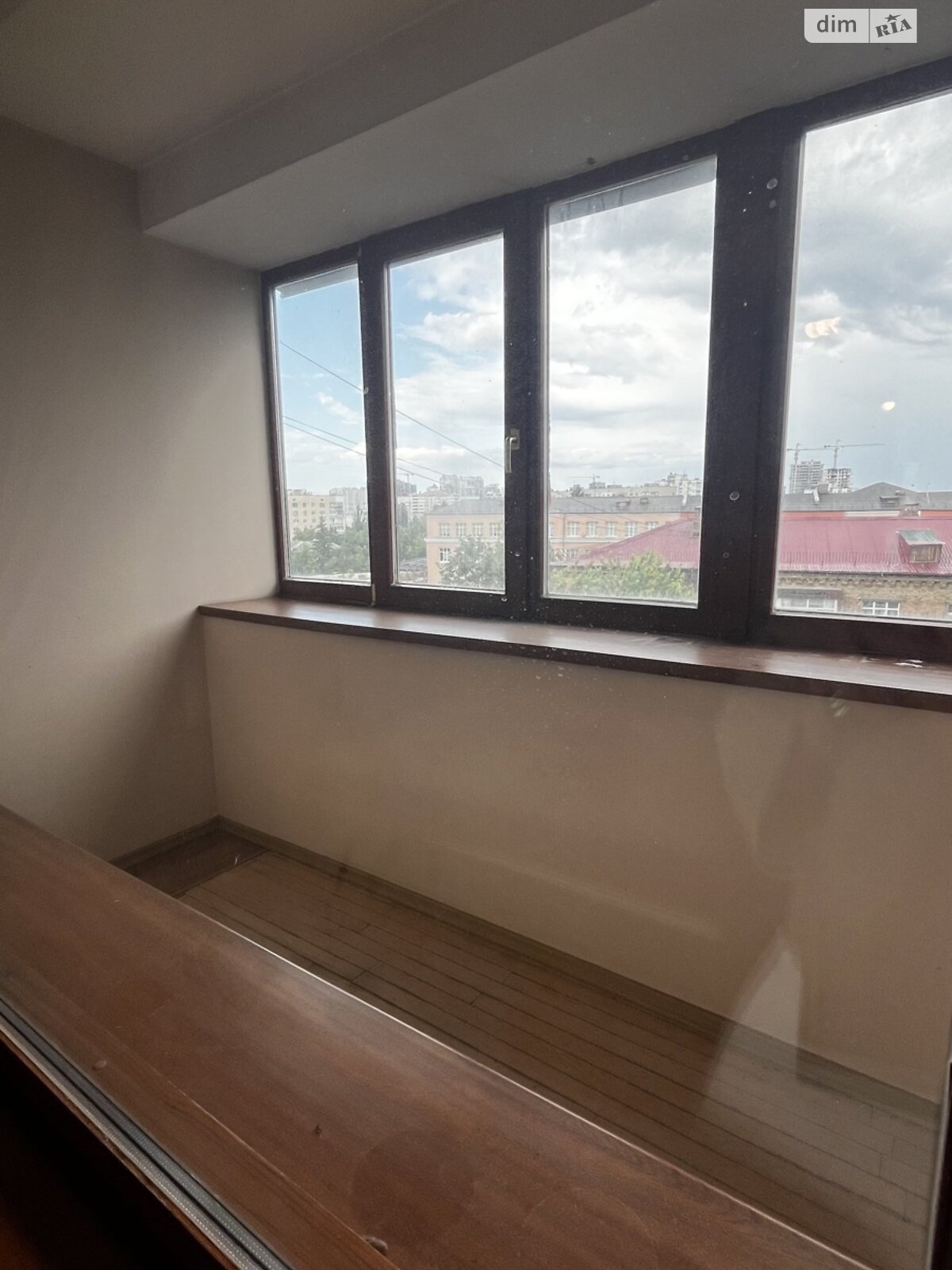 двокімнатна квартира в Києві, район Саперна Слобідка, на просп. Науки 25 в довготривалу оренду помісячно фото 1 двокімнатна квартира в Києві, район Саперна Слобідка, на просп. Науки 25 в довготривалу оренду помісячно фото 1