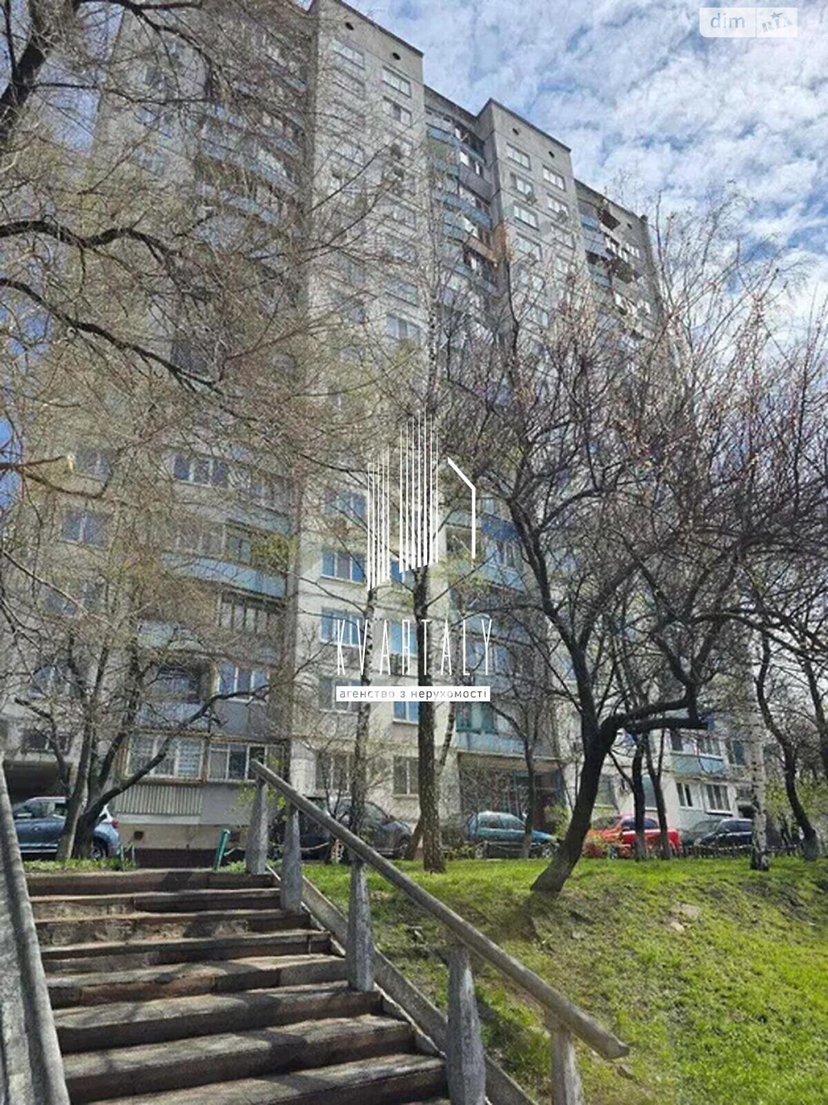 однокімнатна квартира в Києві, район Саперна Слобідка, на просп. Науки 27 в довготривалу оренду помісячно фото 1 однокімнатна квартира в Києві, район Саперна Слобідка, на просп. Науки 27 в довготривалу оренду помісячно фото 1