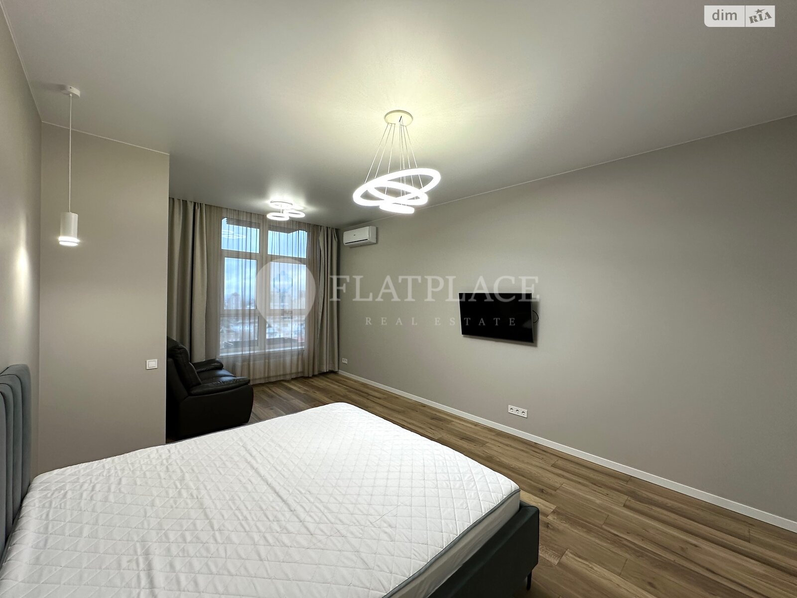 двухкомнатная квартира в Киеве, район Саперное Поле, на ул. Иоанна Павла II 11 в аренду на долгий срок помесячно фото 1 двухкомнатная квартира в Киеве, район Саперное Поле, на ул. Иоанна Павла II 11 в аренду на долгий срок помесячно фото 1