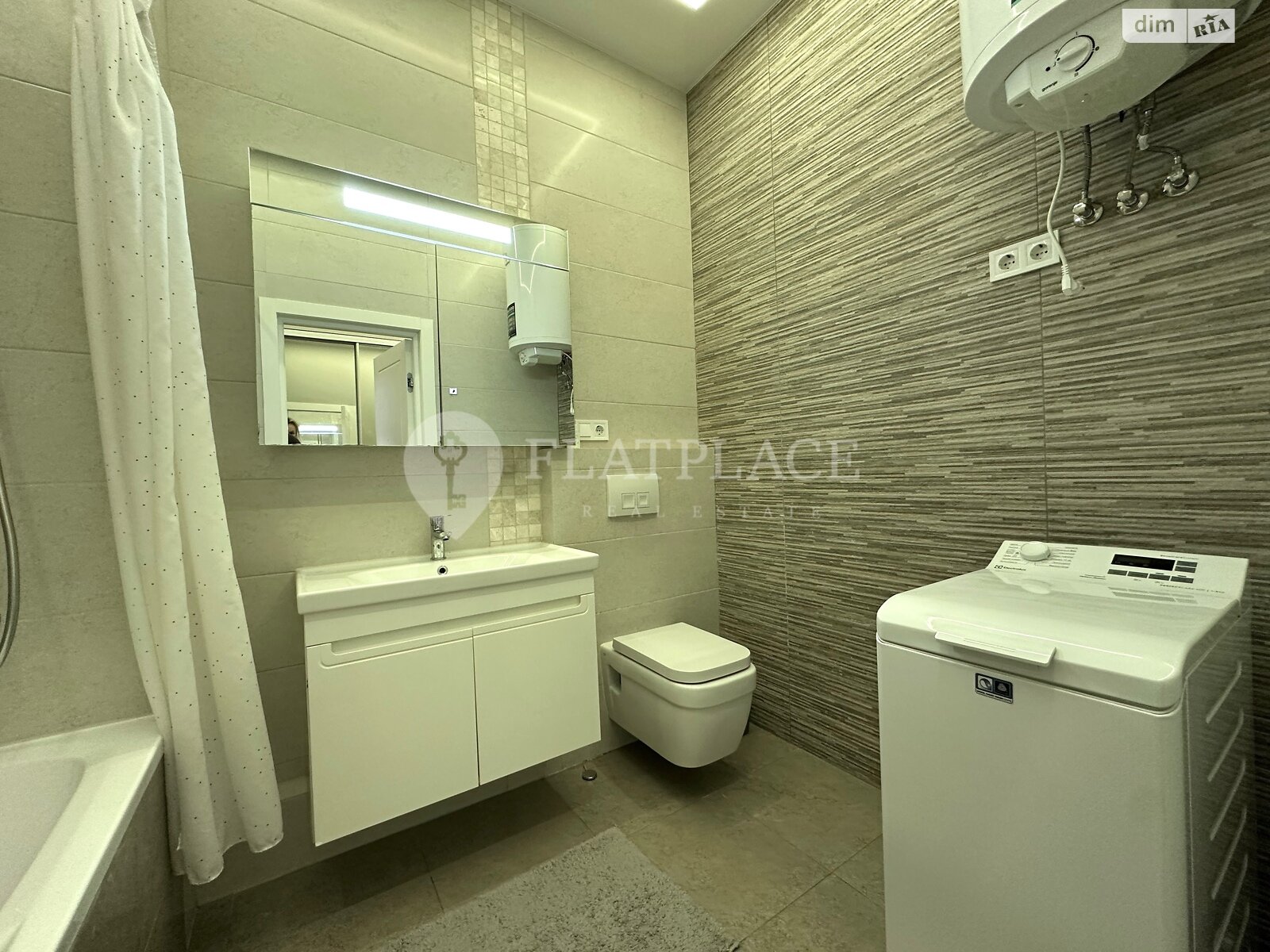 двухкомнатная квартира в Киеве, район Саперное Поле, на ул. Иоанна Павла II 11 в аренду на долгий срок помесячно фото 1 двухкомнатная квартира в Киеве, район Саперное Поле, на ул. Иоанна Павла II 11 в аренду на долгий срок помесячно фото 1