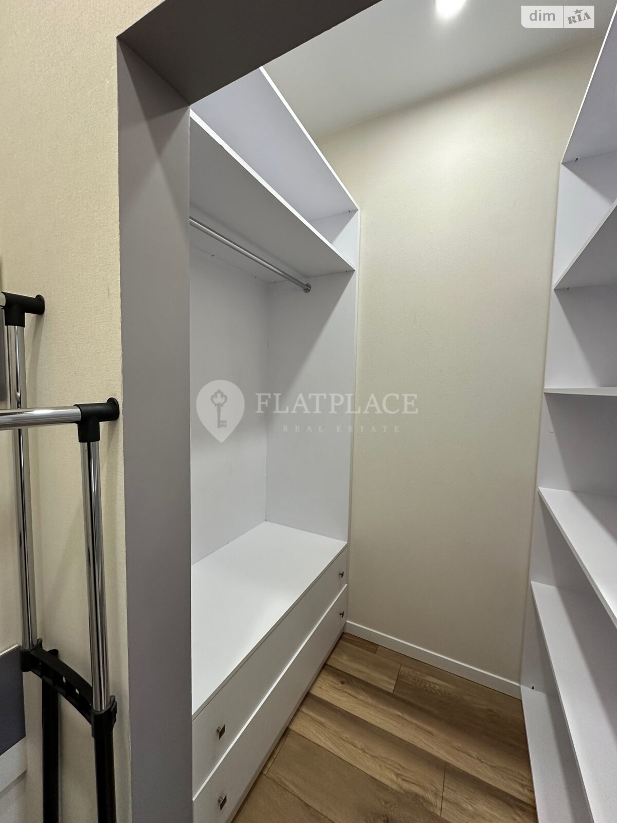 двухкомнатная квартира в Киеве, район Саперное Поле, на ул. Иоанна Павла II 11 в аренду на долгий срок помесячно фото 1 двухкомнатная квартира в Киеве, район Саперное Поле, на ул. Иоанна Павла II 11 в аренду на долгий срок помесячно фото 1