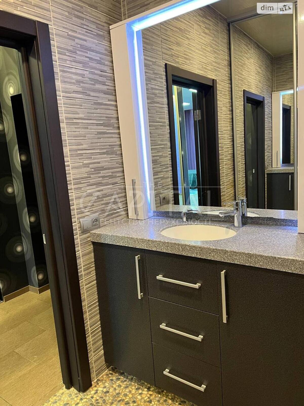 однокомнатная квартира в Киеве, район Саперное Поле, на ул. Иоанна Павла II 6/1 в аренду на долгий срок помесячно фото 1 однокомнатная квартира в Киеве, район Саперное Поле, на ул. Иоанна Павла II 6/1 в аренду на долгий срок помесячно фото 1