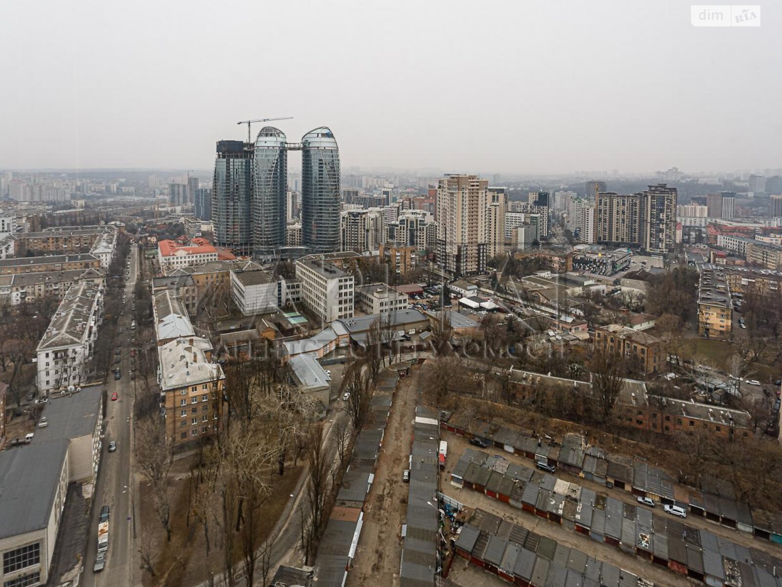 двокімнатна квартира в Києві, район Саперне Поле, на вул. Коновальця Євгена 44А в довготривалу оренду помісячно фото 1 двокімнатна квартира в Києві, район Саперне Поле, на вул. Коновальця Євгена 44А в довготривалу оренду помісячно фото 1