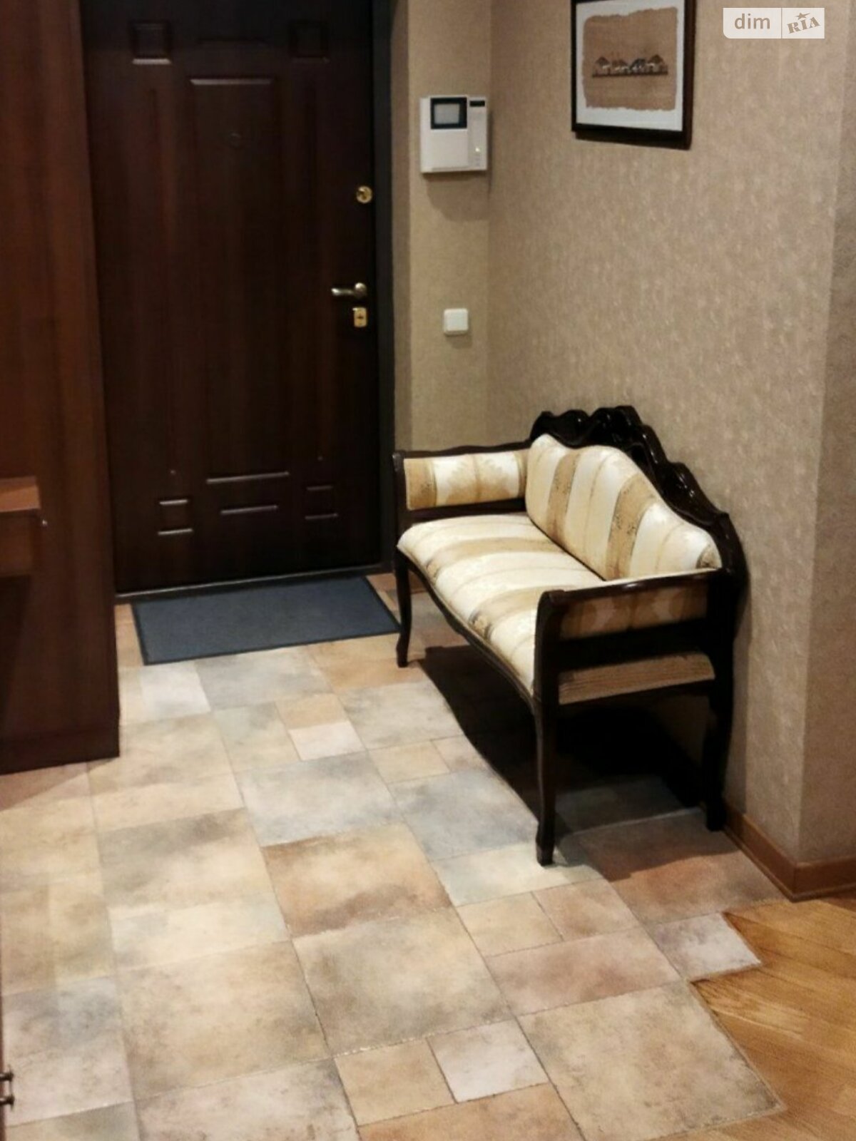 двокімнатна квартира в Києві, район Саперне Поле, на вул. Коновальця Євгена 32Б в довготривалу оренду помісячно фото 1 двокімнатна квартира в Києві, район Саперне Поле, на вул. Коновальця Євгена 32Б в довготривалу оренду помісячно фото 1