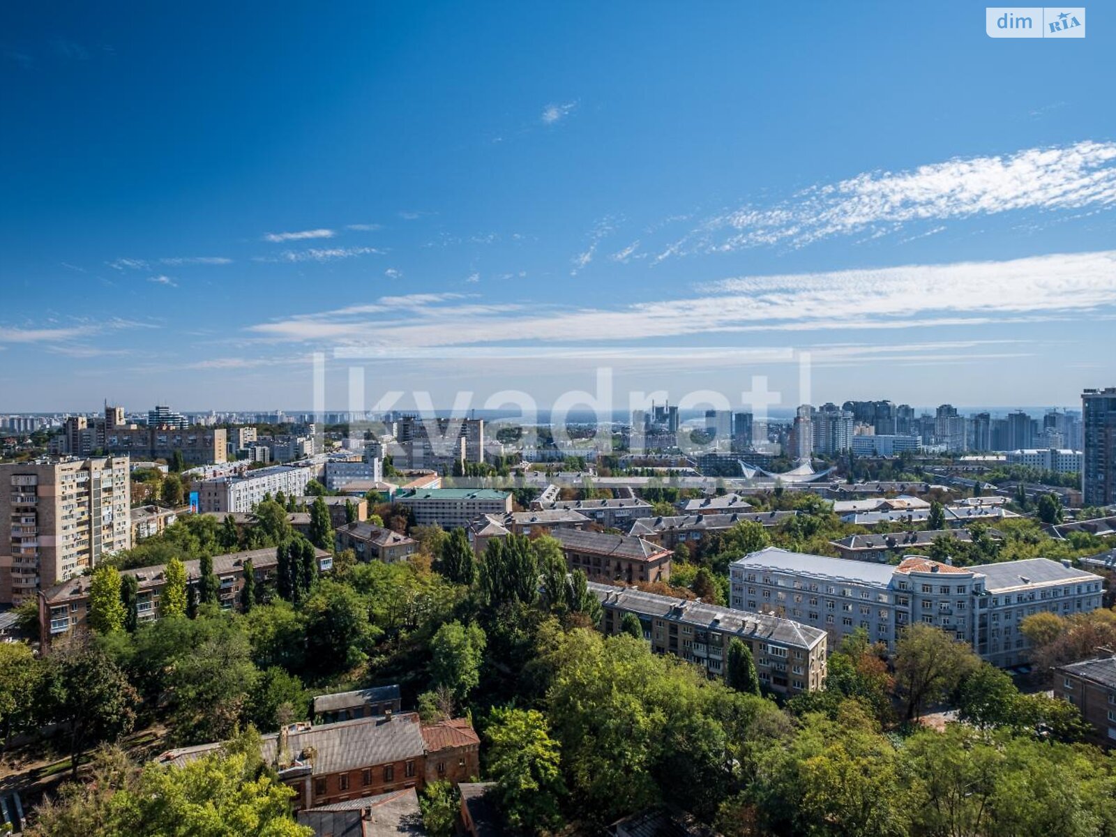 однокомнатная квартира в Киеве, район Саперное Поле, на ул. Коновальца Евгения 44А в аренду на долгий срок помесячно фото 1 однокомнатная квартира в Киеве, район Саперное Поле, на ул. Коновальца Евгения 44А в аренду на долгий срок помесячно фото 1