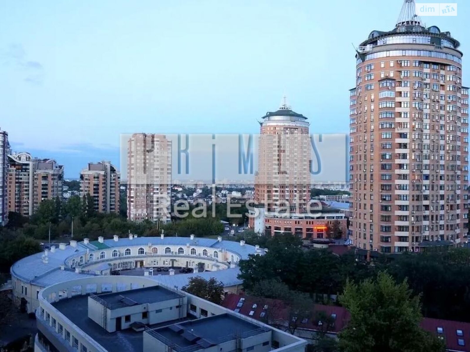 двухкомнатная квартира в Киеве, район Саперное Поле, на ул. Коновальца Евгения 44А в аренду на долгий срок помесячно фото 1