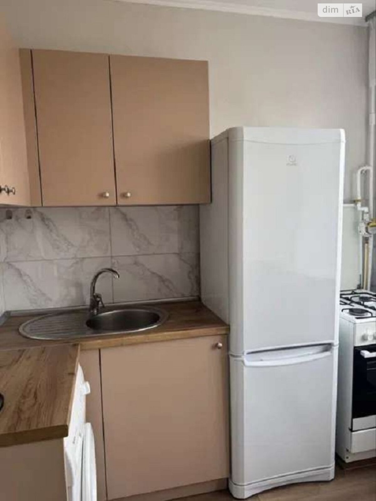 двокімнатна квартира в Києві, район Саперне Поле, на бул. Лесі Українки 36/10 в довготривалу оренду помісячно фото 1 двокімнатна квартира в Києві, район Саперне Поле, на бул. Лесі Українки 36/10 в довготривалу оренду помісячно фото 1