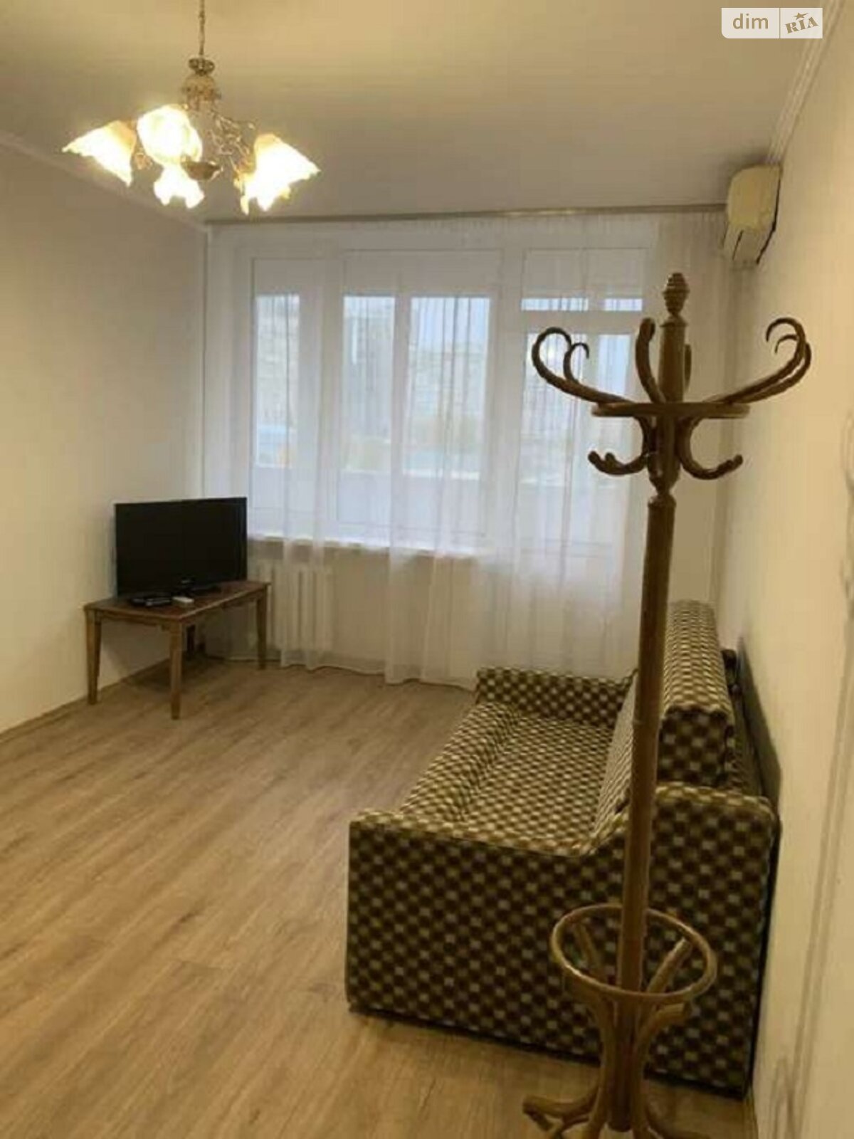 двокімнатна квартира в Києві, район Саперне Поле, на бул. Лесі Українки 36/10 в довготривалу оренду помісячно фото 1