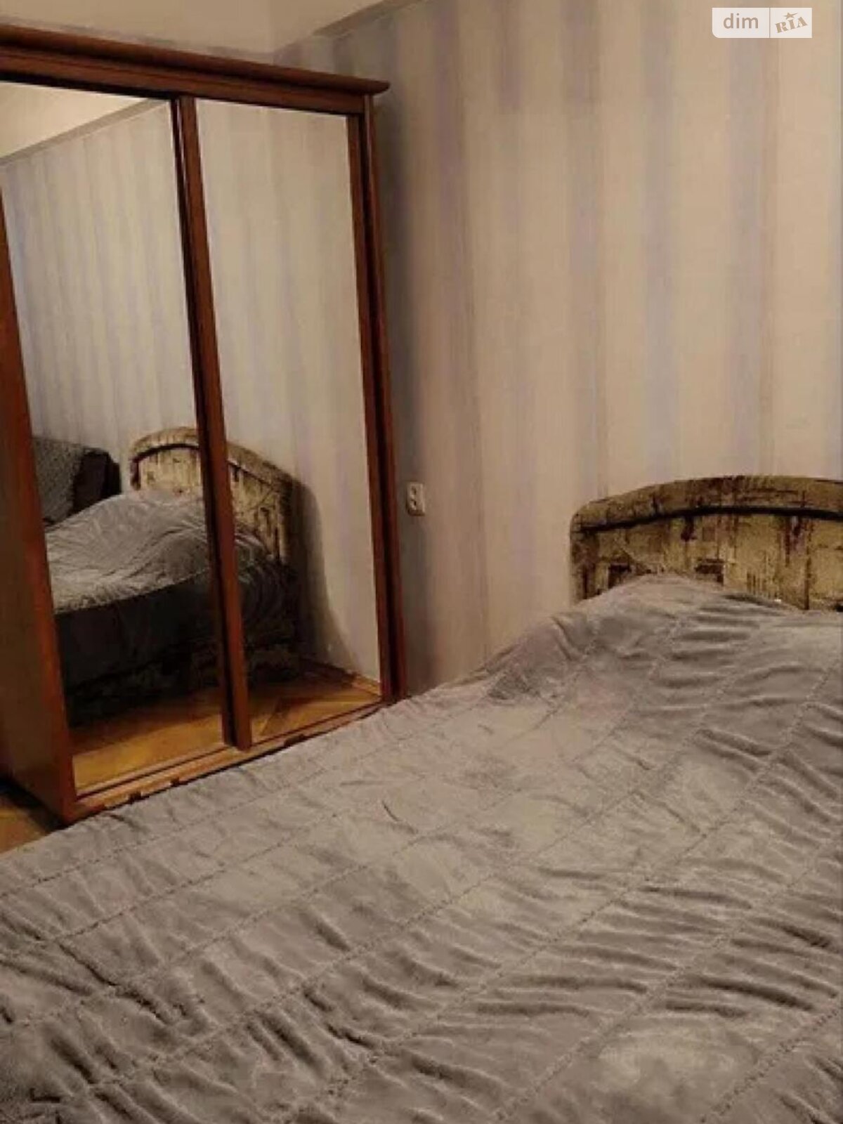 трехкомнатная квартира в Киеве, район Саперное Поле, на бул. Леси Украинки 36Б в аренду на долгий срок помесячно фото 1 трехкомнатная квартира в Киеве, район Саперное Поле, на бул. Леси Украинки 36Б в аренду на долгий срок помесячно фото 1