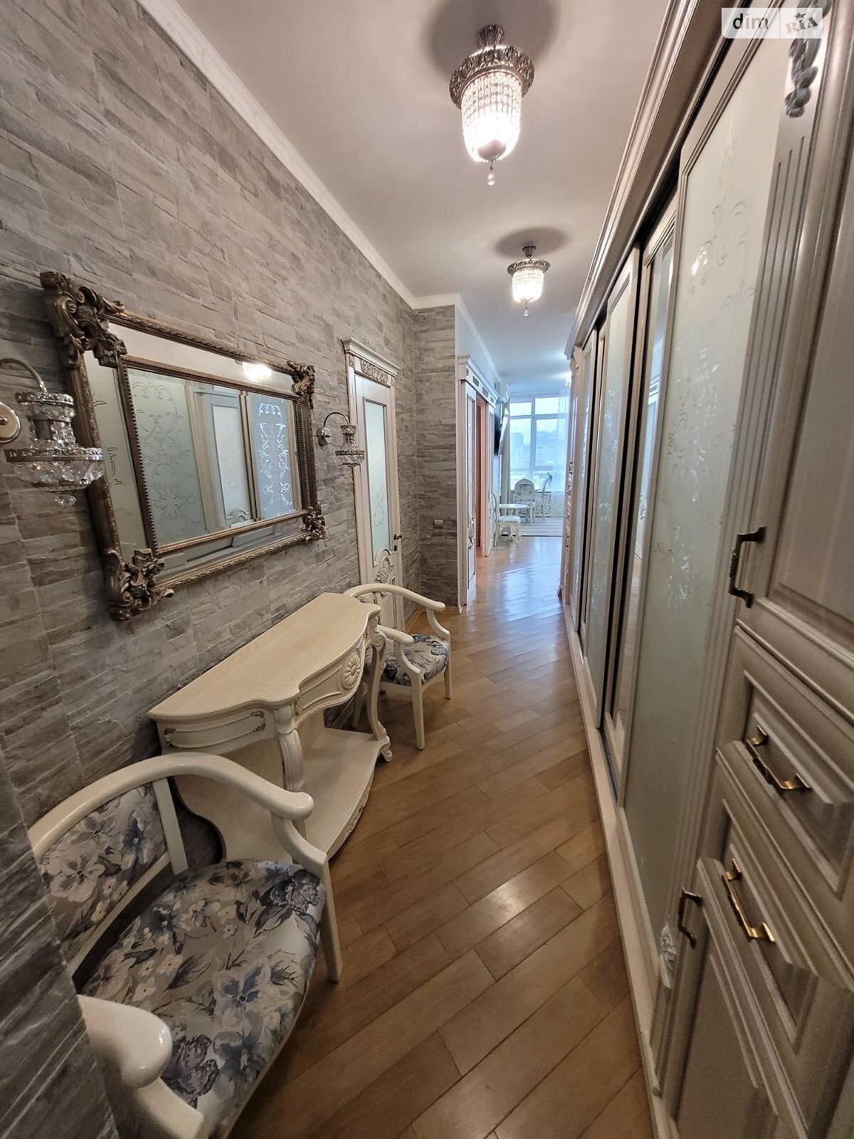 однокімнатна квартира в Києві, район Саперне Поле, на вул. Маккейна Джона 7 в довготривалу оренду помісячно фото 1 однокімнатна квартира в Києві, район Саперне Поле, на вул. Маккейна Джона 7 в довготривалу оренду помісячно фото 1