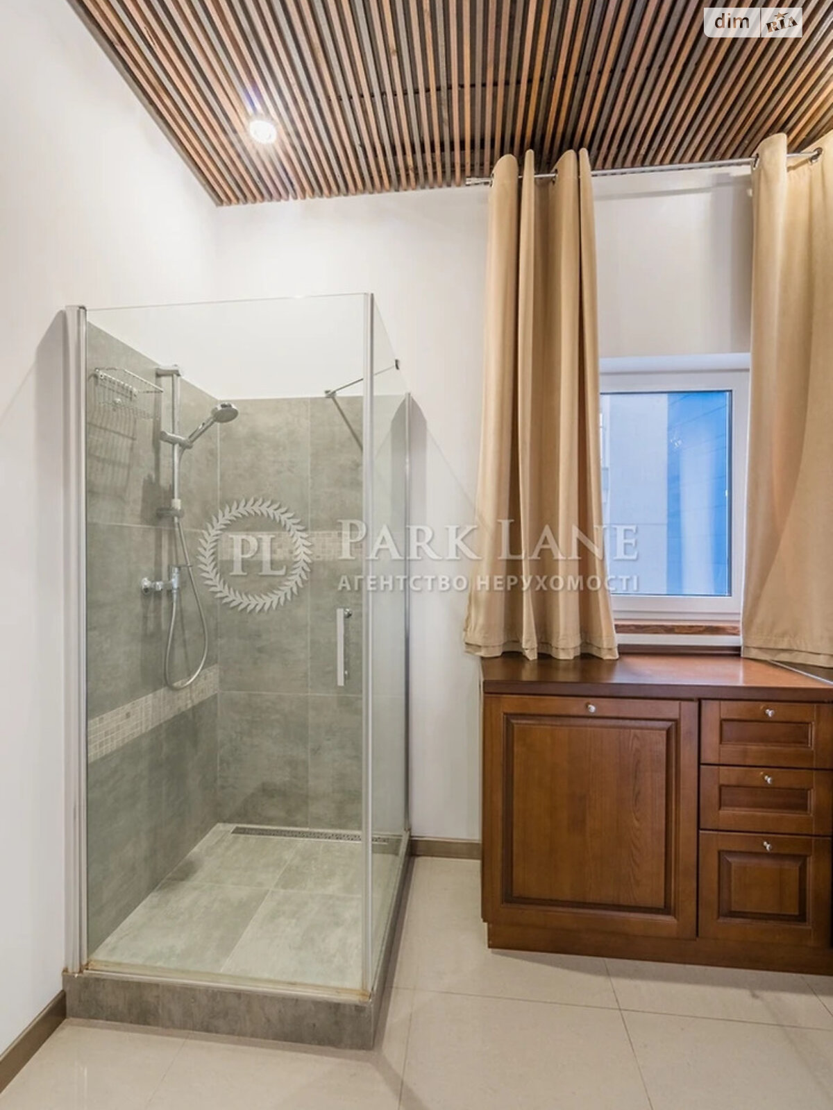 однокомнатная квартира в Киеве, район Саперное Поле, на ул. Маккейна Джона 7 в аренду на долгий срок помесячно фото 1