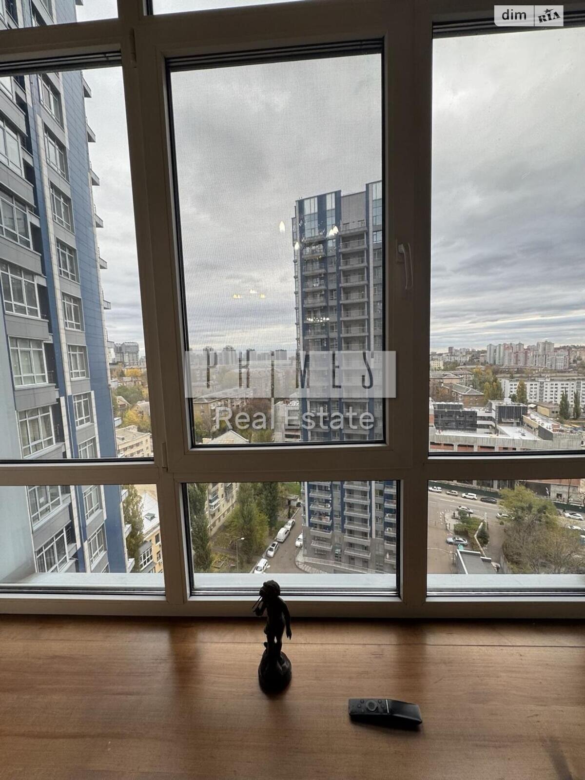 однокомнатная квартира в Киеве, район Саперное Поле, на ул. Маккейна Джона 7 в аренду на долгий срок помесячно фото 1