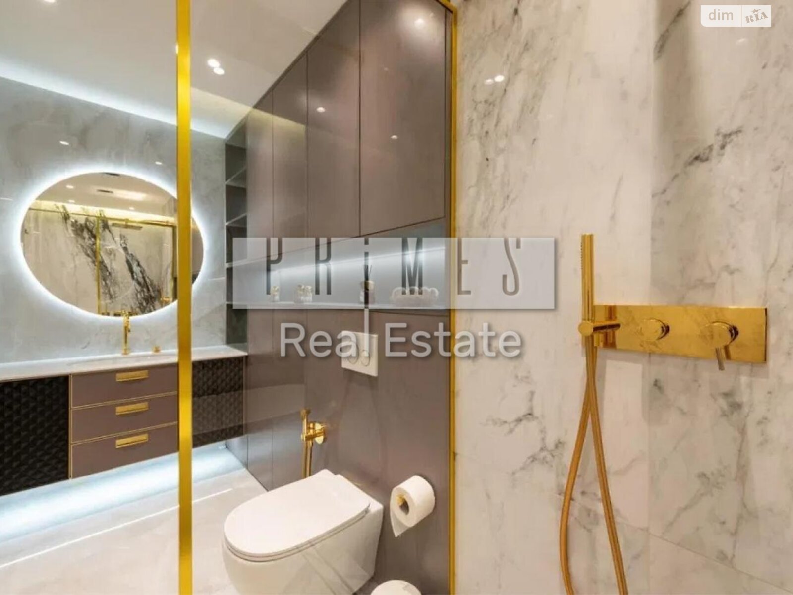 четырехкомнатная квартира в Киеве, район Саперное Поле, на ул. Маккейна Джона 3А в аренду на долгий срок помесячно фото 1