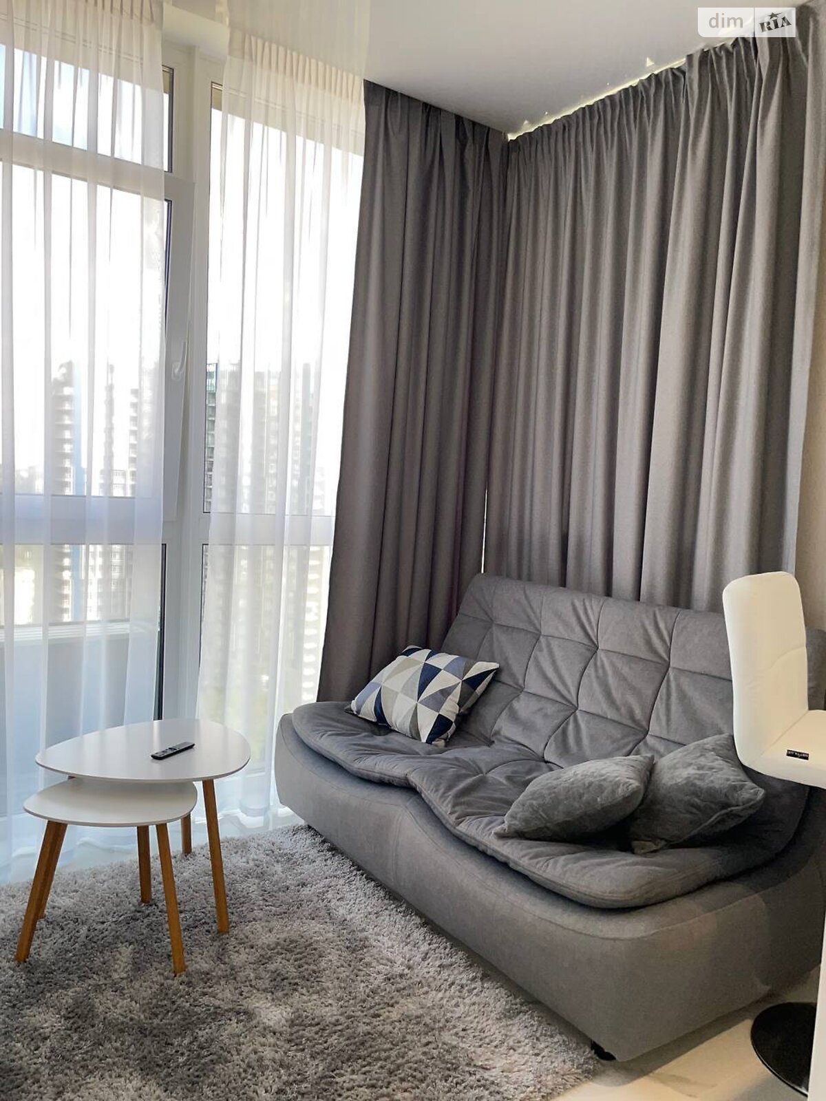 двухкомнатная квартира в Киеве, район Саперное Поле, на ул. Предславинская 55А в аренду на долгий срок помесячно фото 1 двухкомнатная квартира в Киеве, район Саперное Поле, на ул. Предславинская 55А в аренду на долгий срок помесячно фото 1