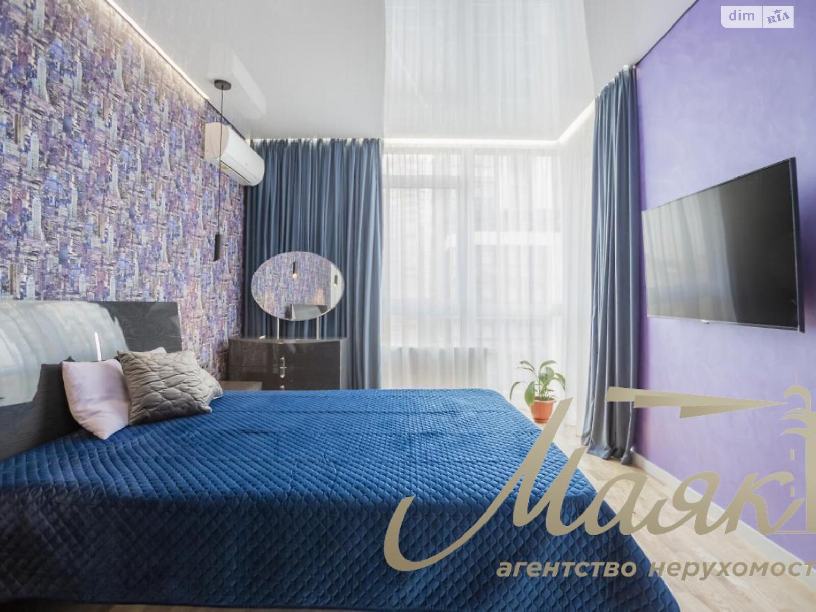 однокомнатная квартира в Киеве, район Саперное Поле, на ул. Предславинская 42А в аренду на долгий срок помесячно фото 1