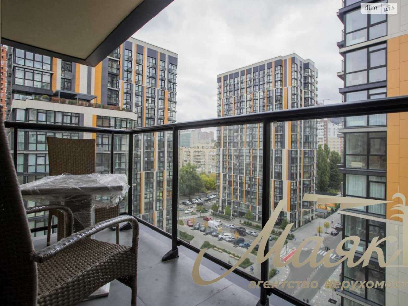 однокомнатная квартира в Киеве, район Саперное Поле, на ул. Предславинская 42А в аренду на долгий срок помесячно фото 1