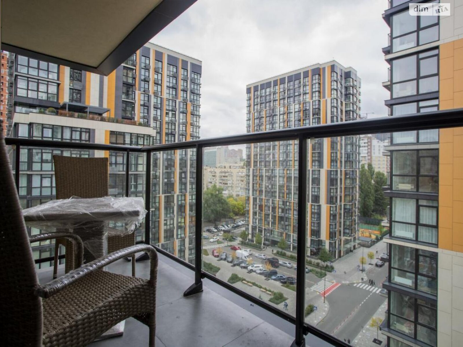 однокомнатная квартира в Киеве, район Саперное Поле, на ул. Предславинская 42А в аренду на долгий срок помесячно фото 1