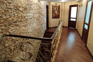 п`ятикімнатна квартира в Києві, район undefined, на вул. Василя Тютюнника 37/1 в довготривалу оренду помісячно фото 2 п`ятикімнатна квартира в Києві, район undefined, на вул. Василя Тютюнника 37/1 в довготривалу оренду помісячно фото 2