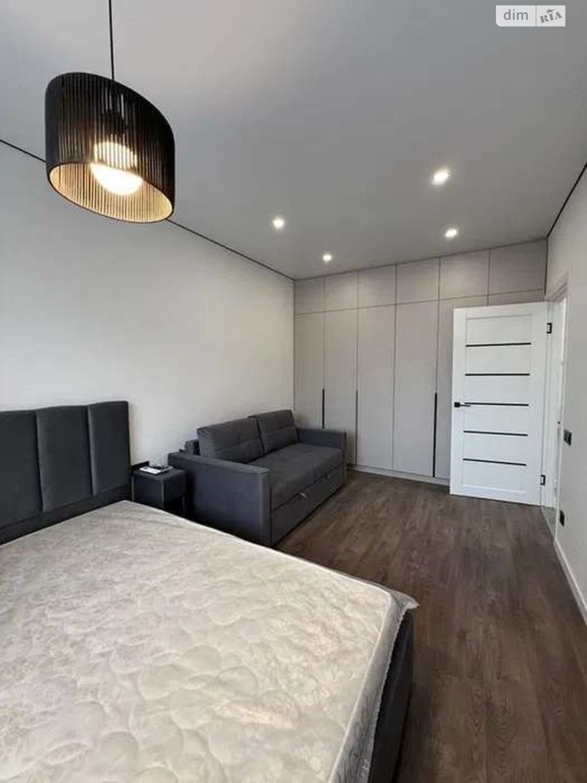 однокомнатная квартира в Киеве, район Саперное Поле, на ул. Василия Тютюнника 56 в аренду на долгий срок помесячно фото 1