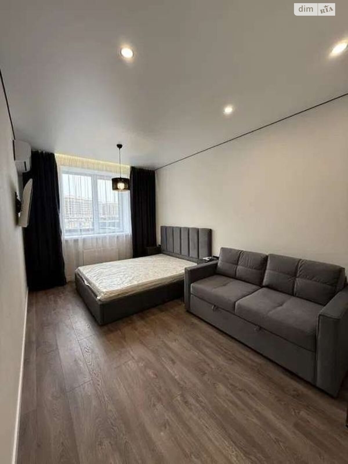 однокомнатная квартира в Киеве, район Саперное Поле, на ул. Василия Тютюнника 56 в аренду на долгий срок помесячно фото 1