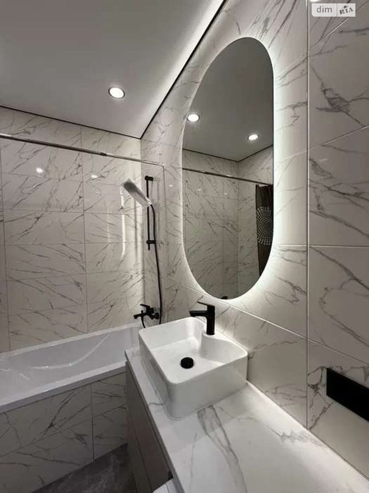 однокомнатная квартира в Киеве, район Саперное Поле, на ул. Василия Тютюнника 56 в аренду на долгий срок помесячно фото 1