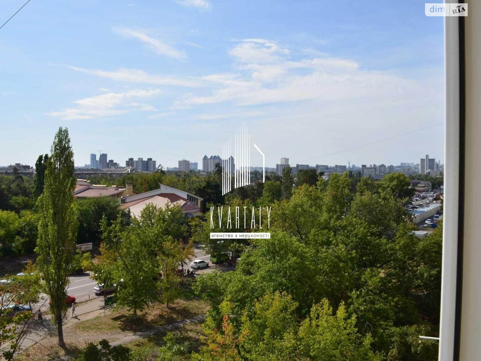 трикімнатна квартира в Києві, район Північно-Броварський Масив, на вул. Андрія Малишка 9 в довготривалу оренду помісячно фото 1 трикімнатна квартира в Києві, район Північно-Броварський Масив, на вул. Андрія Малишка 9 в довготривалу оренду помісячно фото 1