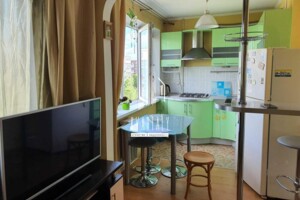 трикімнатна квартира в Києві, район Північно-Броварський Масив, на вул. Андрія Малишка 9 в довготривалу оренду помісячно фото 2