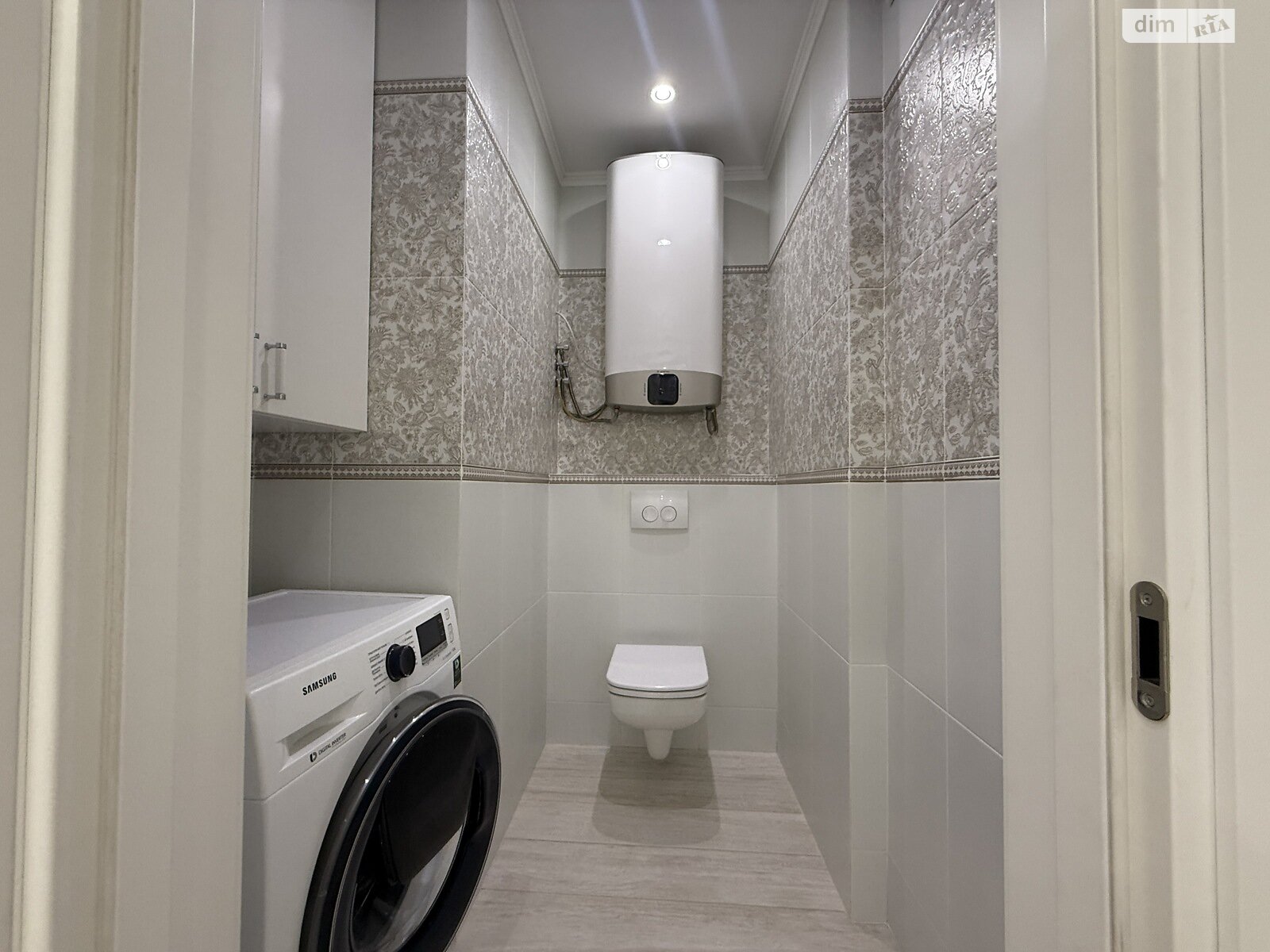 двухкомнатная квартира в Киеве, район Северно-Броварский Масив, на ул. Князя Романа Мстиславича 28 в аренду на долгий срок помесячно фото 1 двухкомнатная квартира в Киеве, район Северно-Броварский Масив, на ул. Князя Романа Мстиславича 28 в аренду на долгий срок помесячно фото 1