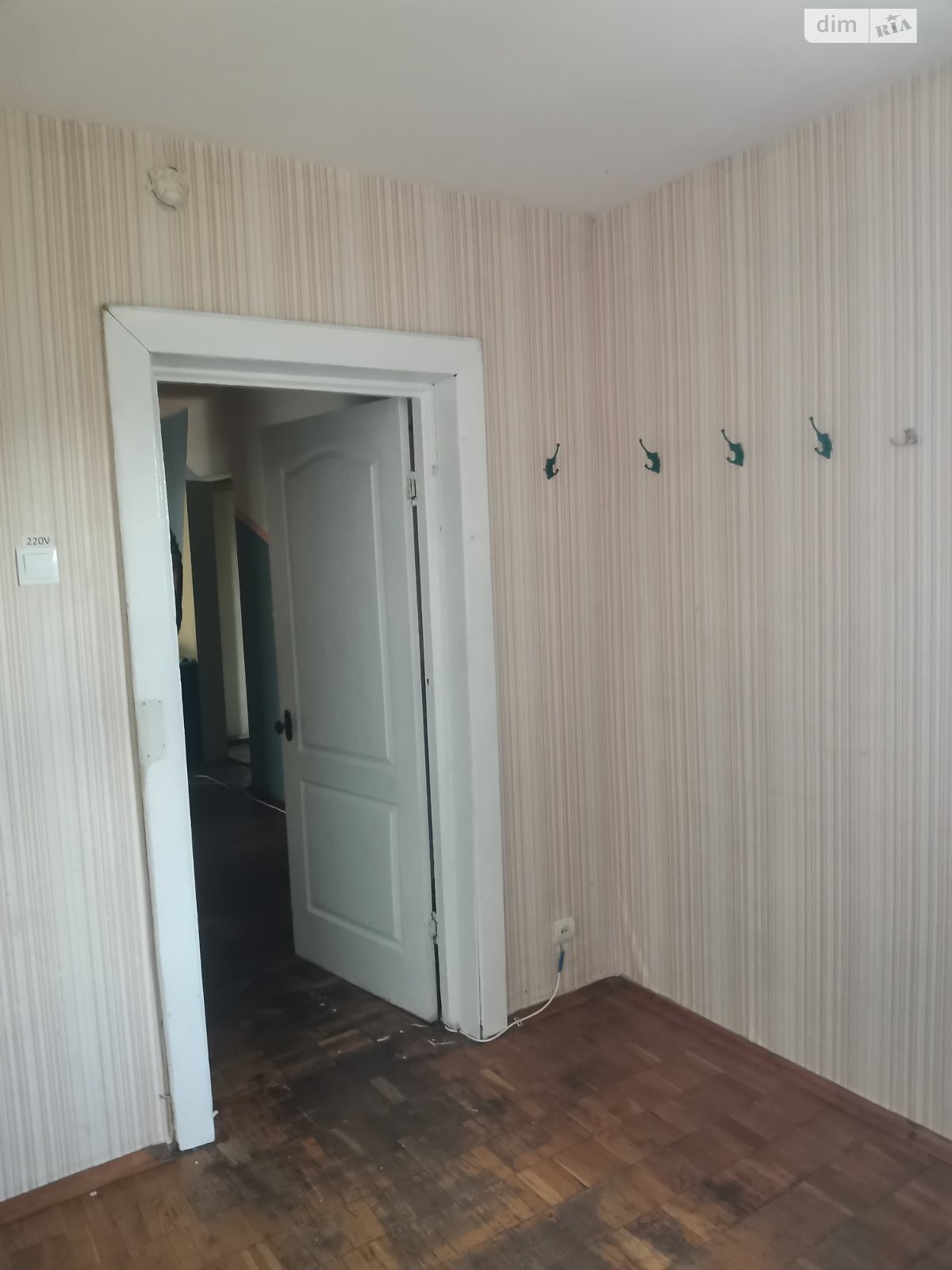 чотирикімнатна квартира в Києві, район Північно-Броварський Масив, на вул. Миропільська 37, кв. 23 в довготривалу оренду помісячно фото 1 чотирикімнатна квартира в Києві, район Північно-Броварський Масив, на вул. Миропільська 37, кв. 23 в довготривалу оренду помісячно фото 1