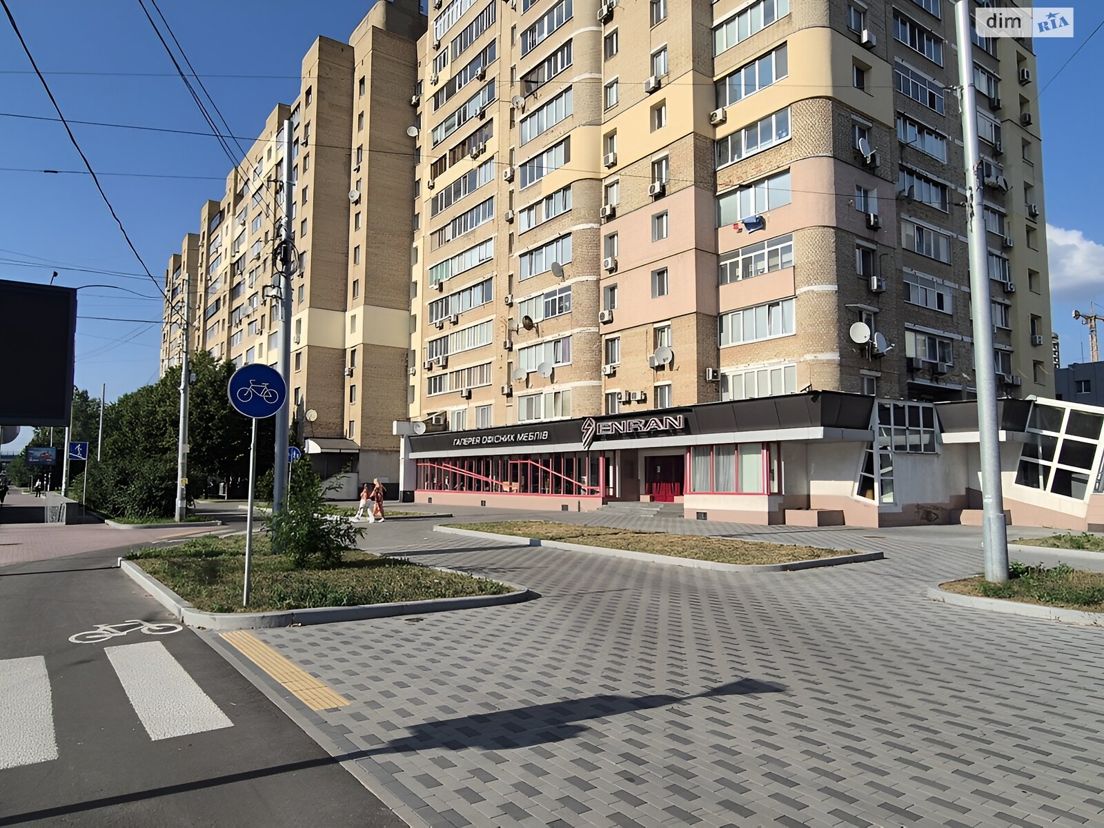 четырехкомнатная квартира с мебелью в Киеве, район Шевченковский, на ул. Александра Довженко 14/1 в аренду на долгий срок помесячно фото 1 четырехкомнатная квартира с мебелью в Киеве, район Шевченковский, на ул. Александра Довженко 14/1 в аренду на долгий срок помесячно фото 1