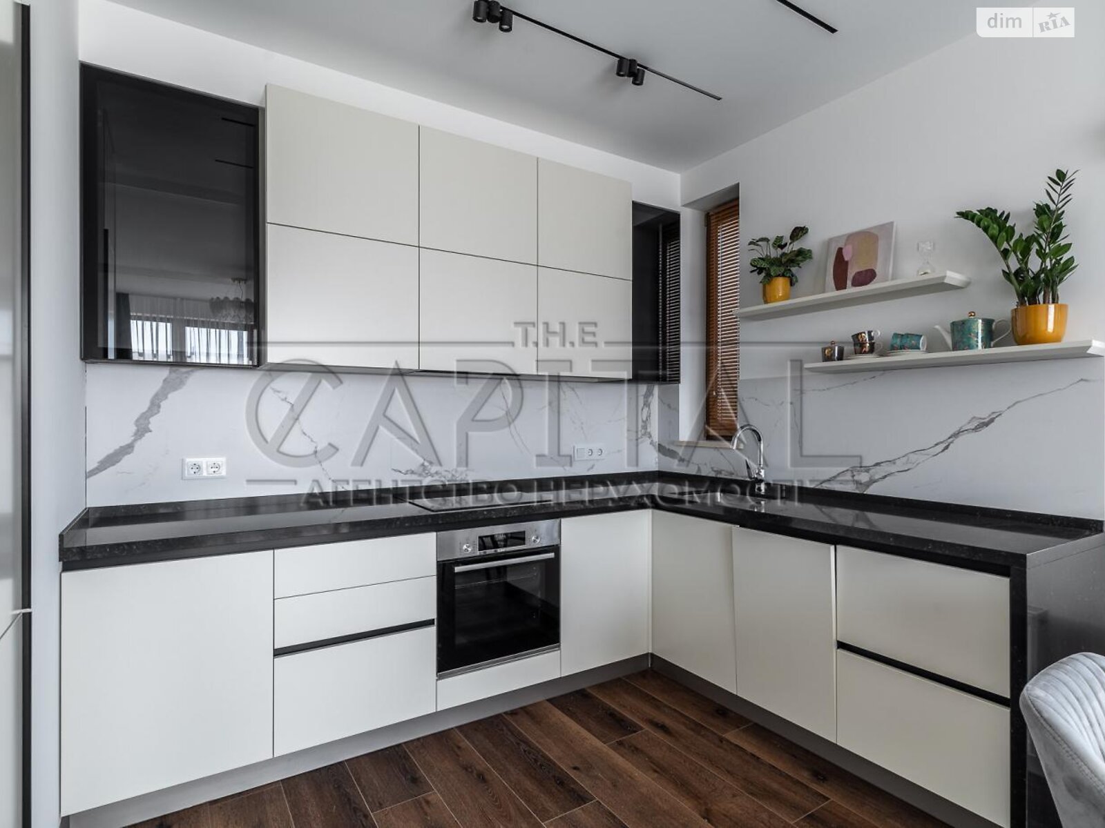 двухкомнатная квартира в Киеве, район Шевченковский, на ул. Александра Конисского 22А в аренду на долгий срок помесячно фото 1