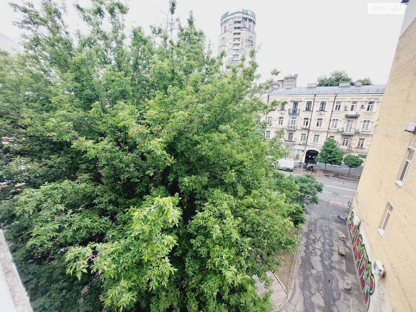 двокімнатна квартира в Києві, район Шевченківський, на вул. Січових Стрільців 9В в довготривалу оренду помісячно фото 1
