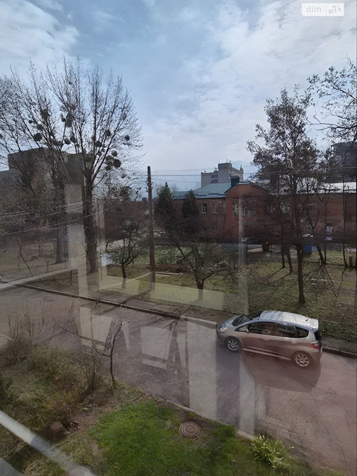 трикімнатна квартира в Києві, район Шевченківський, на пров. Артилерійський 13 в довготривалу оренду помісячно фото 1 трикімнатна квартира в Києві, район Шевченківський, на пров. Артилерійський 13 в довготривалу оренду помісячно фото 1