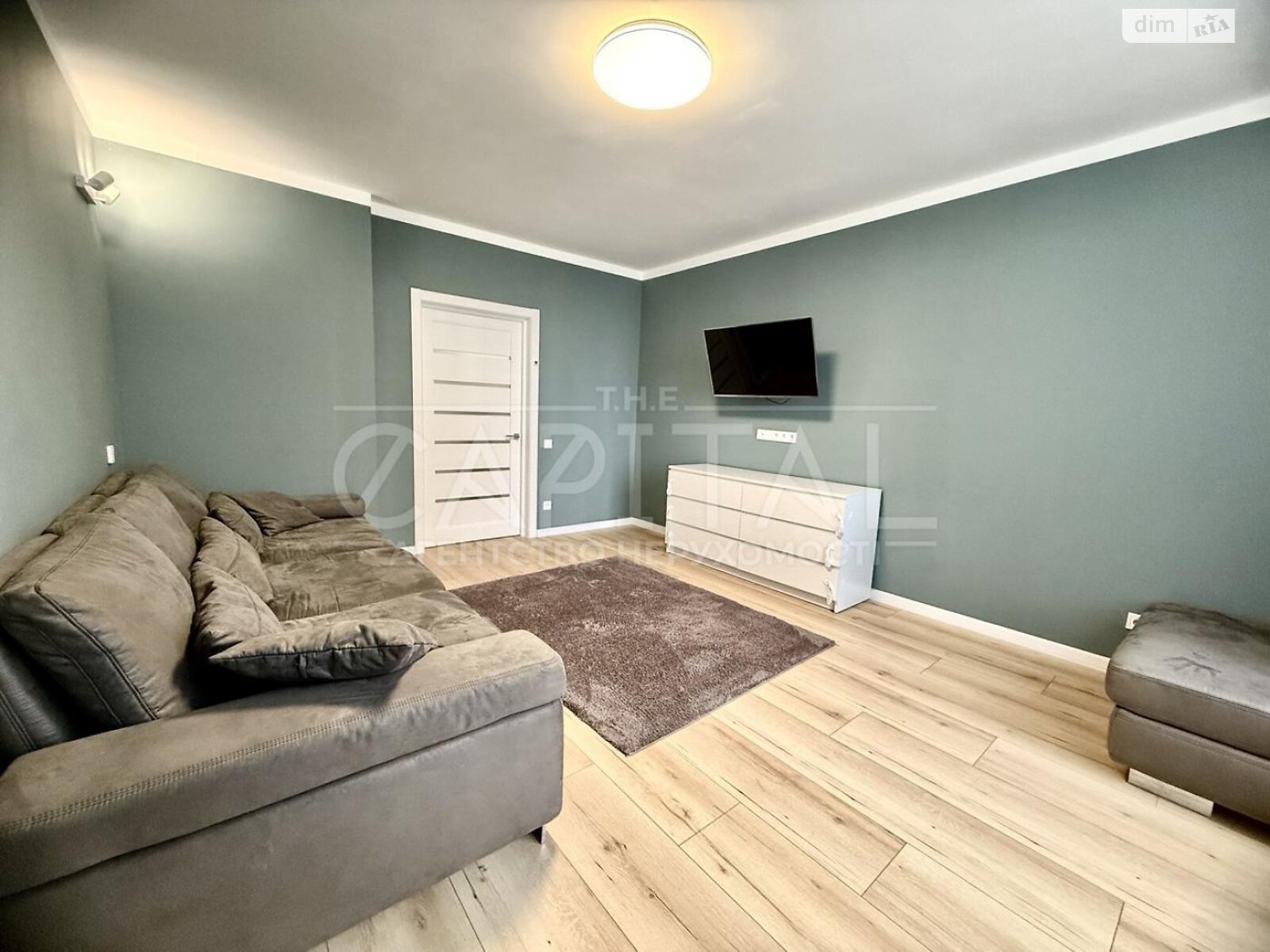 трехкомнатная квартира в Киеве, район Шевченковский, на ул. Авиаконструктора Игоря Сикорского 4В в аренду на долгий срок помесячно фото 1