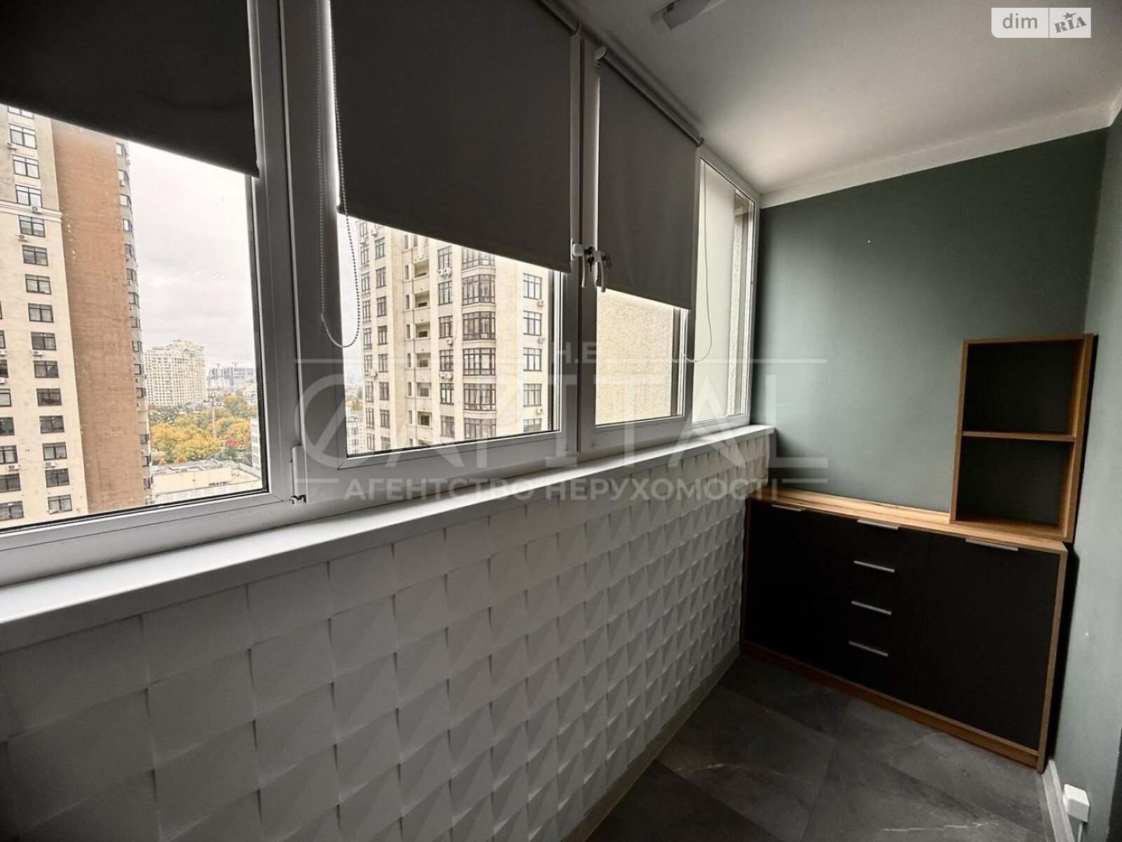 трехкомнатная квартира в Киеве, район Шевченковский, на ул. Авиаконструктора Игоря Сикорского 4В в аренду на долгий срок помесячно фото 1
